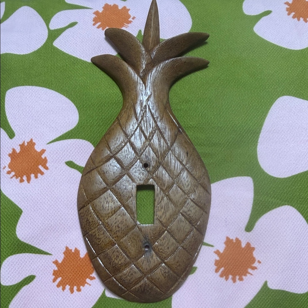 Vintage Tropical Pineapple Brown Wood Switch Plate